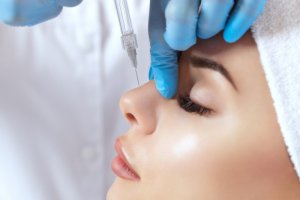 Rinomodelación Tratamiento Facial por el Dr. Vladimir Rovira